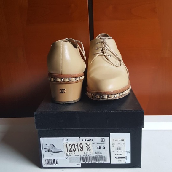 SOLD !!!! CHANEL 24K GOLD PLATED CHAIN OXFORDS - Picture 2 of 8